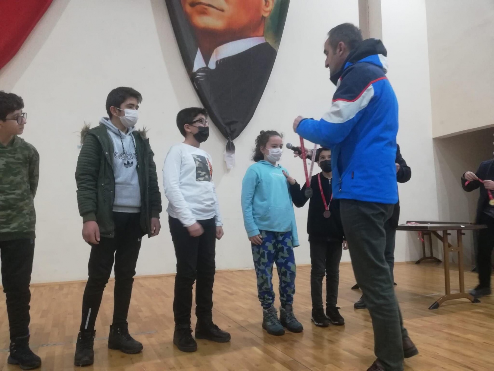 Gümüşhane’de satrançta sevindiren görüntü 4