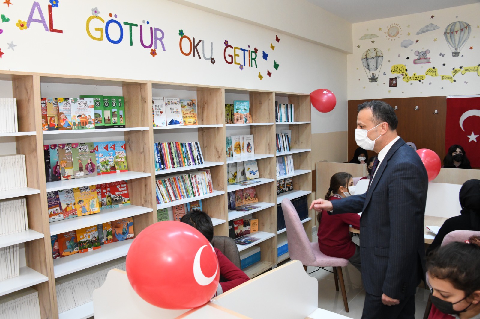 Gümüşhane’de kütüphanesiz okul kalmadı 12