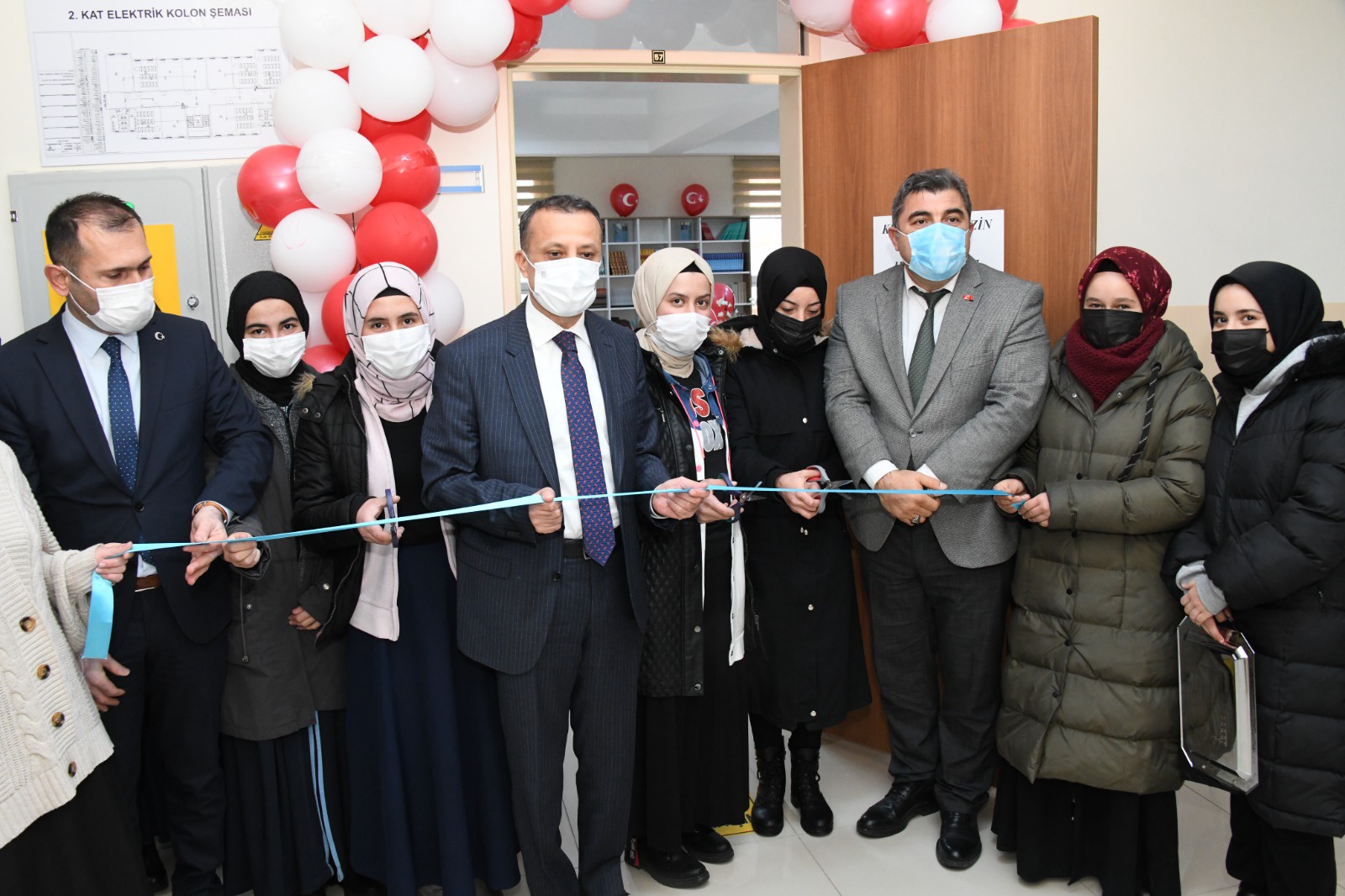 Gümüşhane’de kütüphanesiz okul kalmadı 6