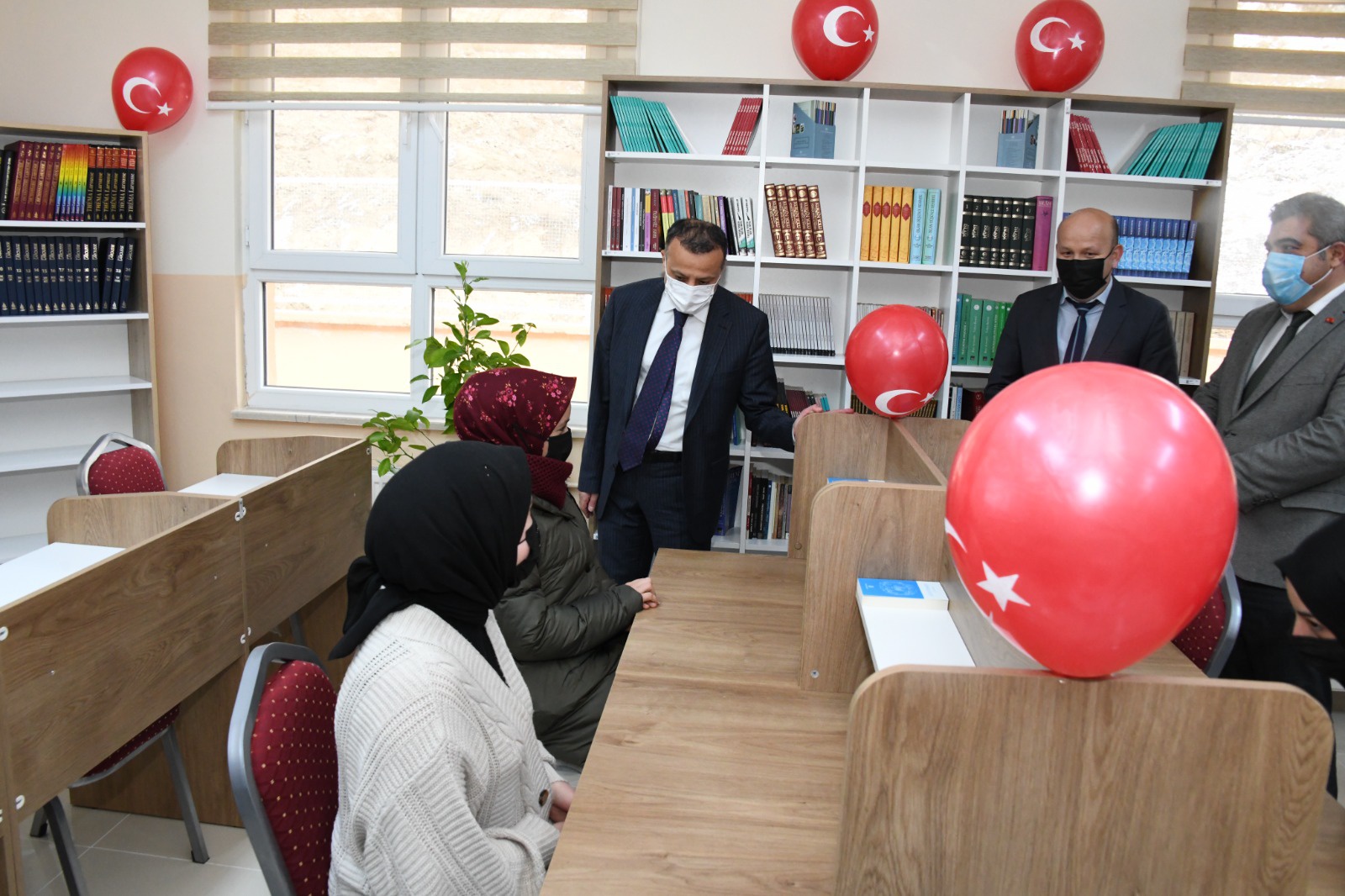 Gümüşhane’de kütüphanesiz okul kalmadı 10