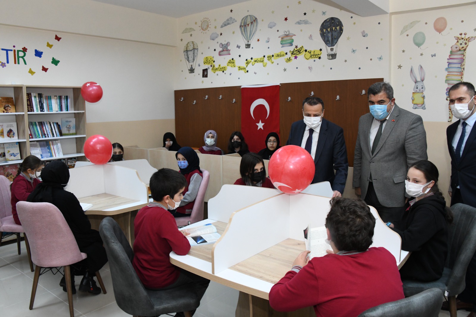 Gümüşhane’de kütüphanesiz okul kalmadı 7