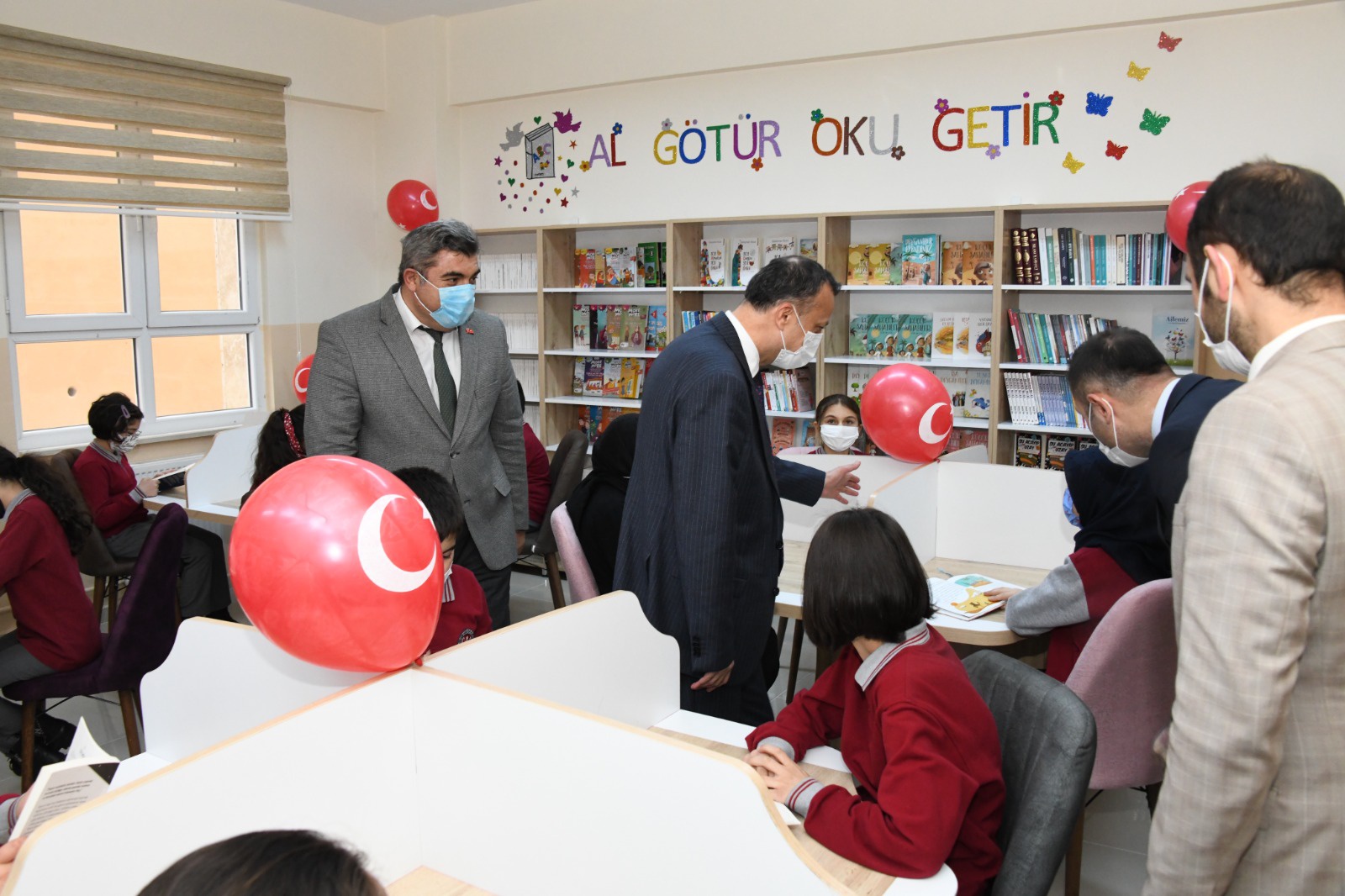 Gümüşhane’de kütüphanesiz okul kalmadı 14