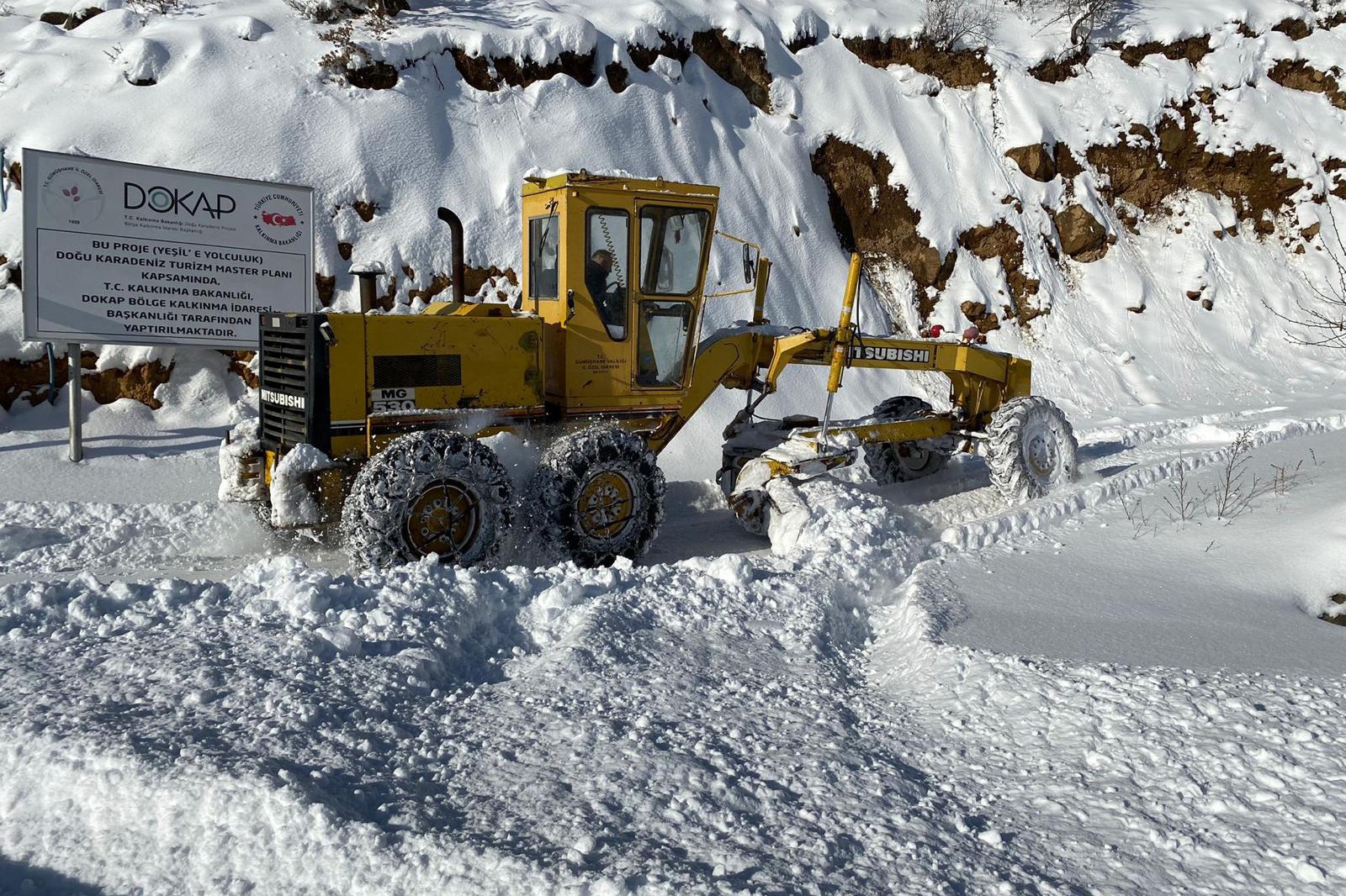 Gümüşhane’de kapalı köy yolları açılıyor 4