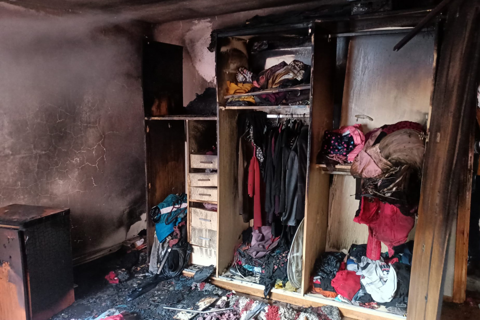 Gümüşhane’de ev yangını korkuttu 5