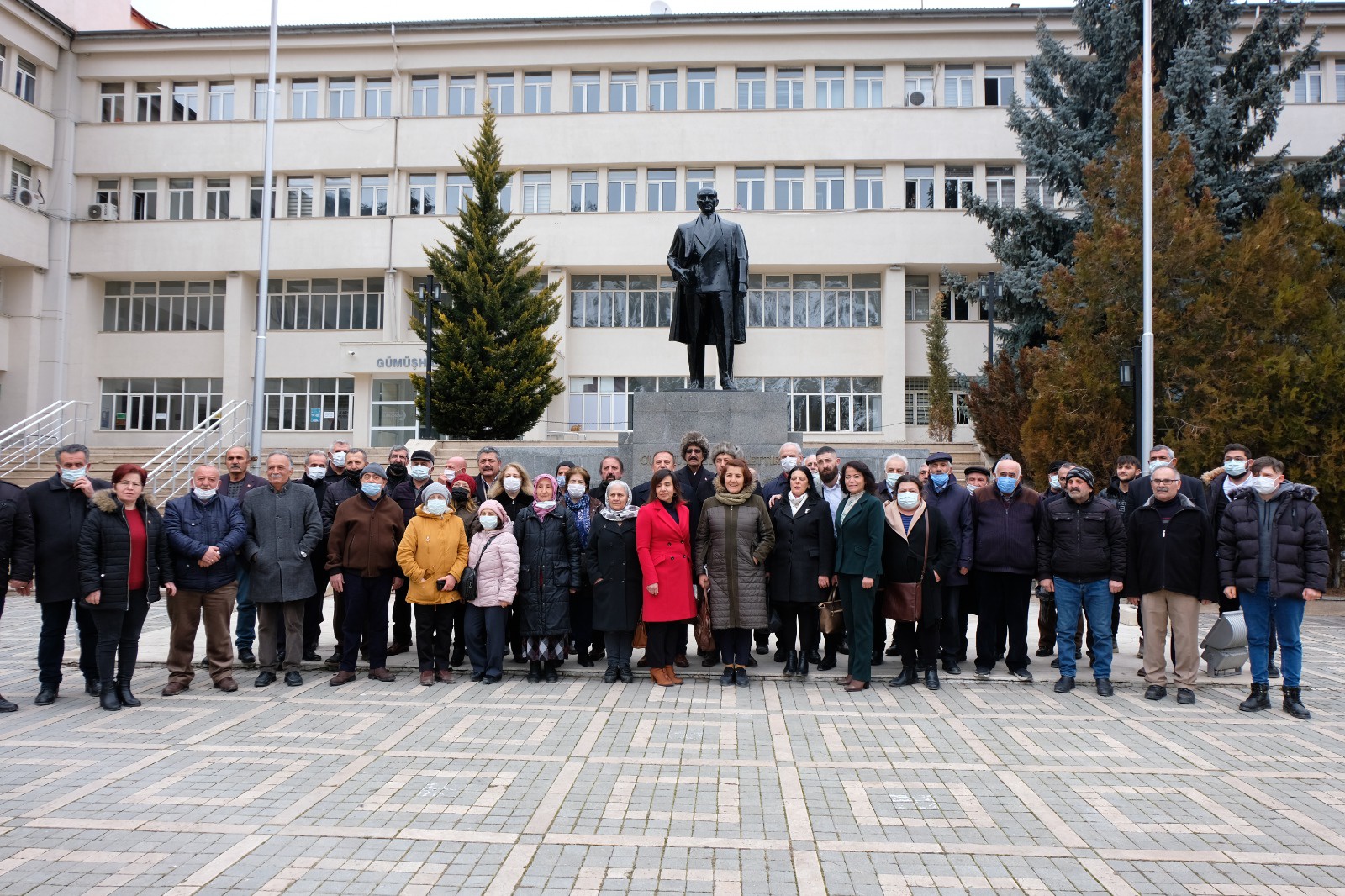 CHP ve ADD Atatürk Anıtına buket bıraktı 5