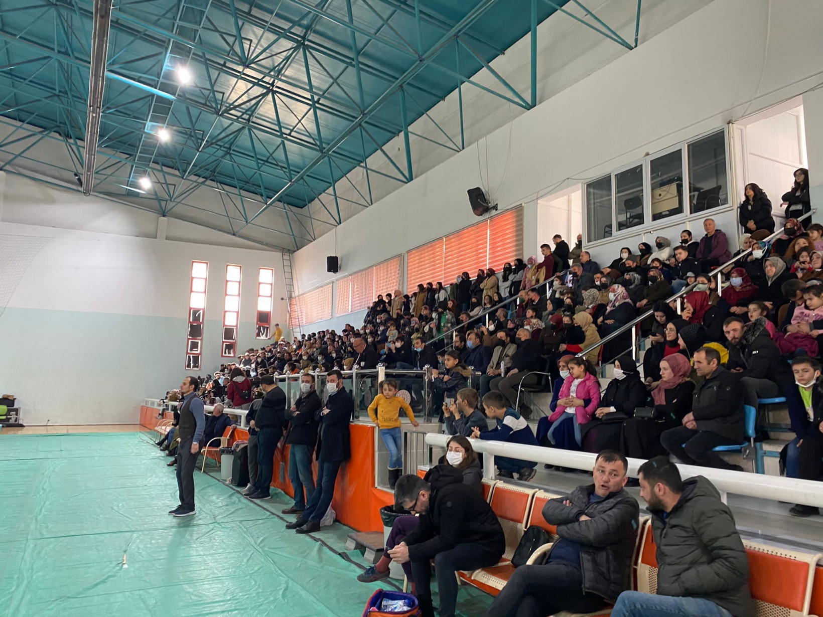 Okullar arası halk oyunları yarışmaları tamamlandı 3