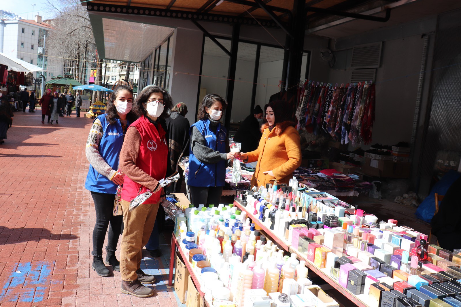 Gençlik Merkezi emekçi kadınları unutmadı 5