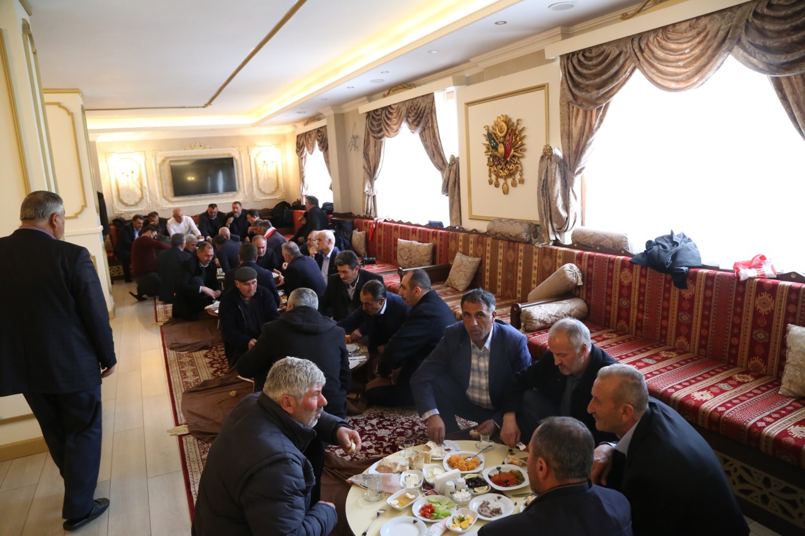 Kelkit’te mahalle ve köy muhtarları toplantısı yapıldı 6