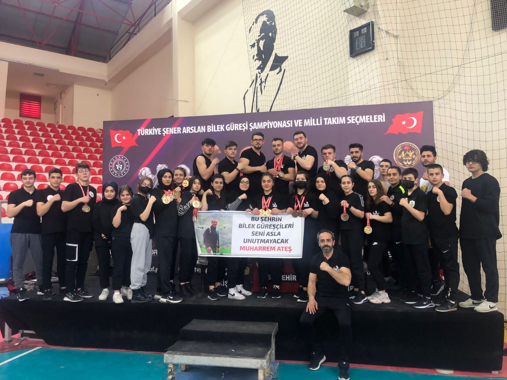 Bilek güreşçilerimizden 21 madalya daha 4