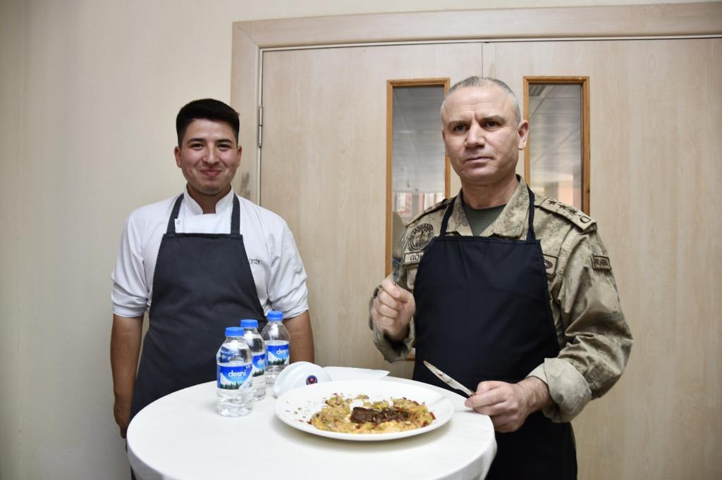 Gümüşhane protokolü mutfakta 16