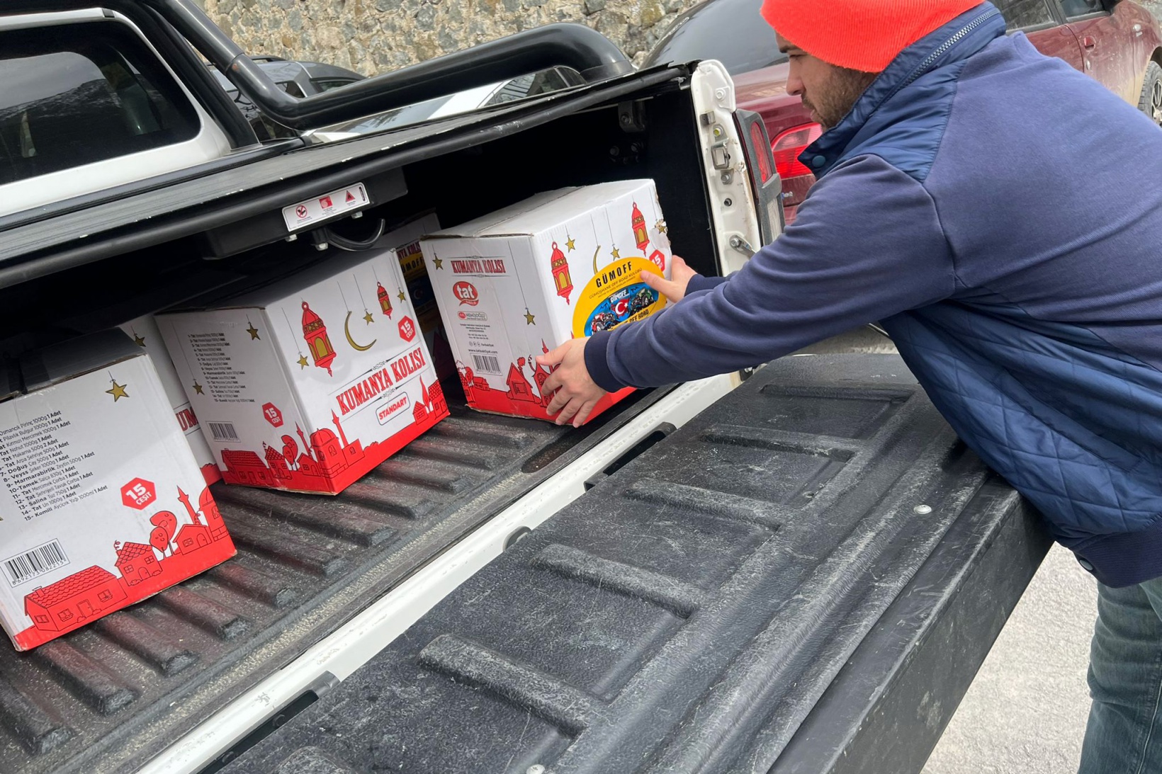 GÜMOFF’tan ihtiyaç sahiplerine 450 gıda kolisi 1