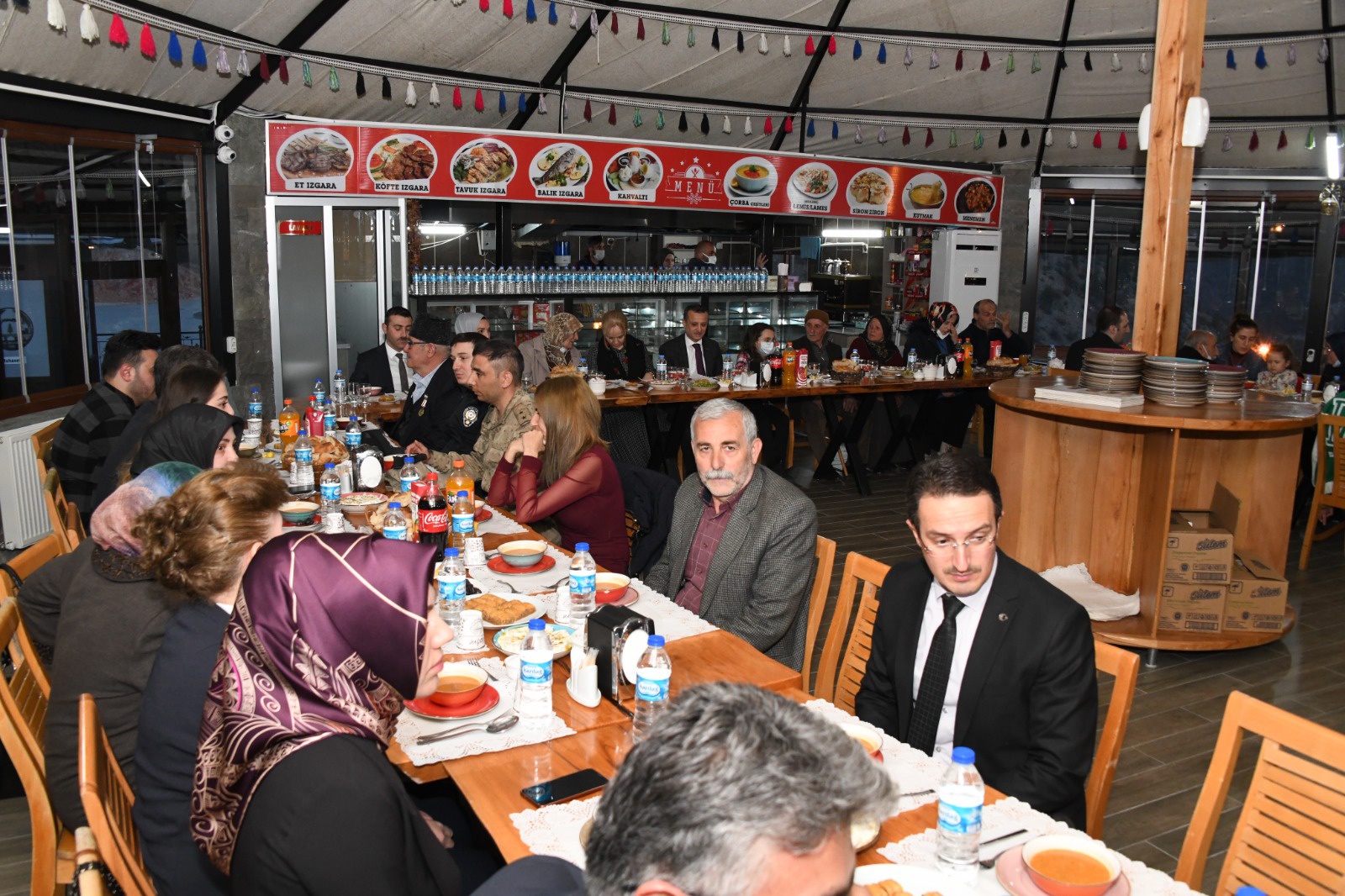 Vali Taşbilek, Torul’da şehit aileleriyle iftar yaptı 8