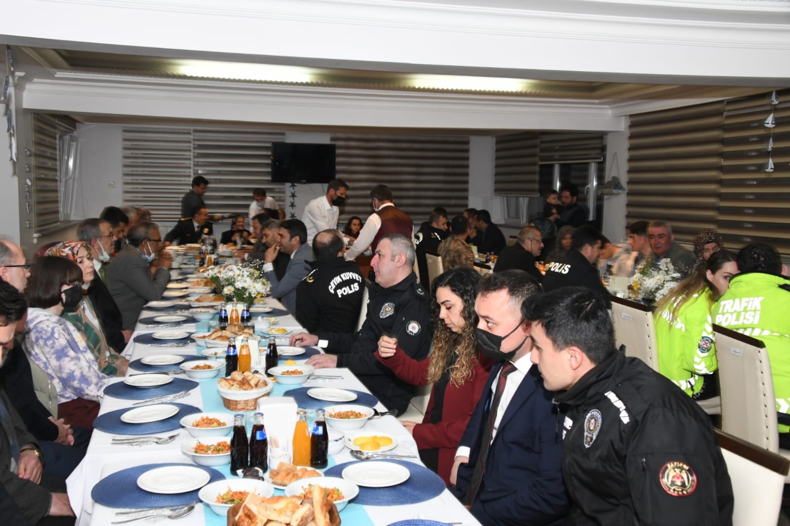 Vali Taşbilek şehit aileleri, gaziler ve yakınları ile iftarda bir araya geldi   12