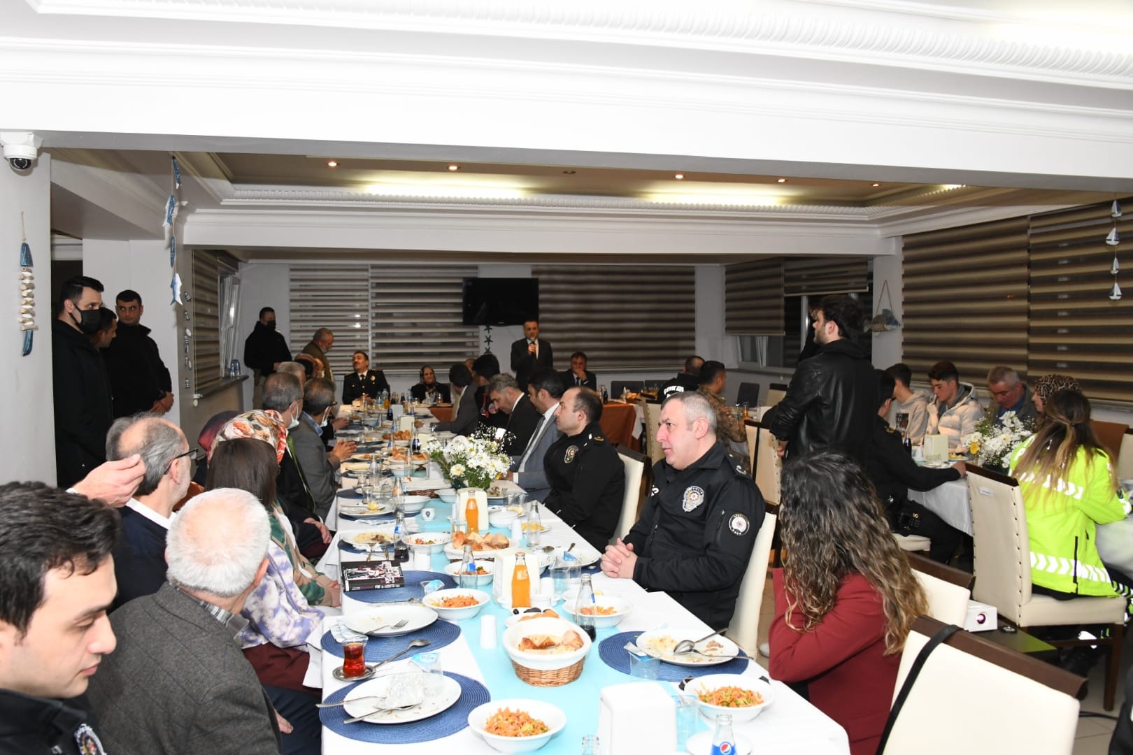 Vali Taşbilek şehit aileleri, gaziler ve yakınları ile iftarda bir araya geldi   9