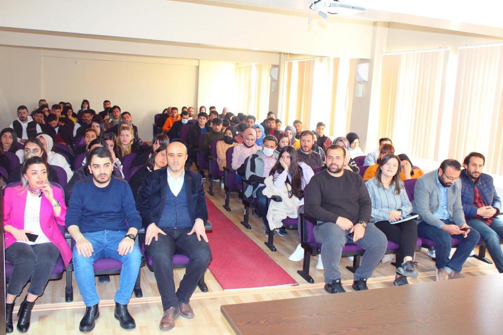 Köse’de “Öfke Yönetimi” ve “Hayat Arkadaşımı Nasıl Seçerim?” temalı eğitim verildi 3