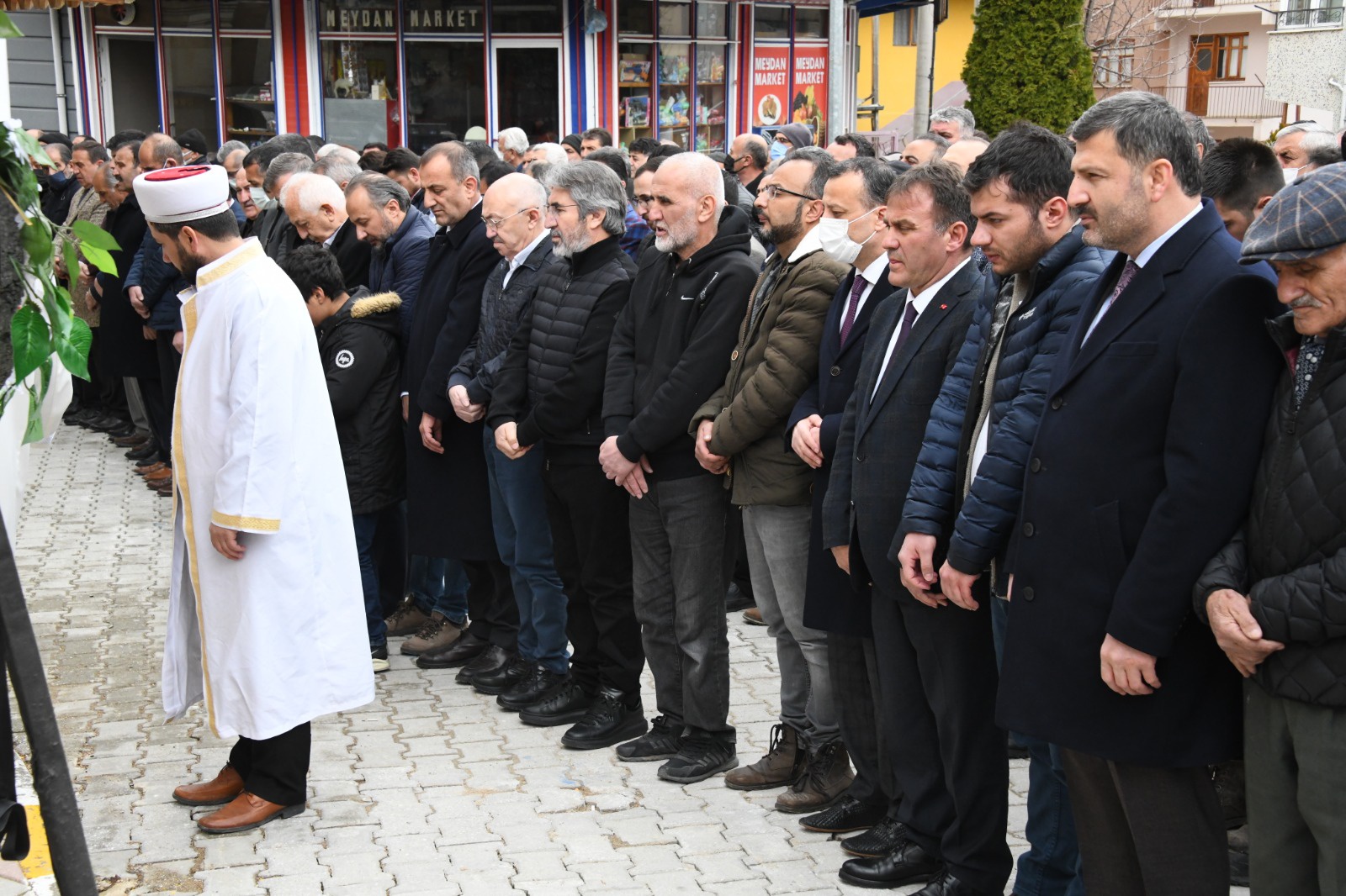 Gazeteci Tunç son yolculuğuna uğurlandı 4