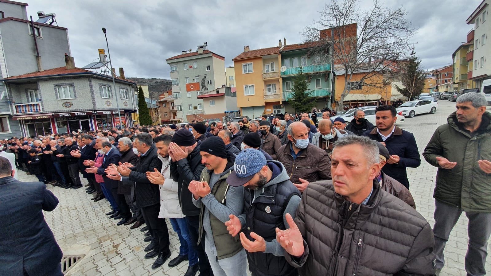 Gazeteci Tunç son yolculuğuna uğurlandı 2