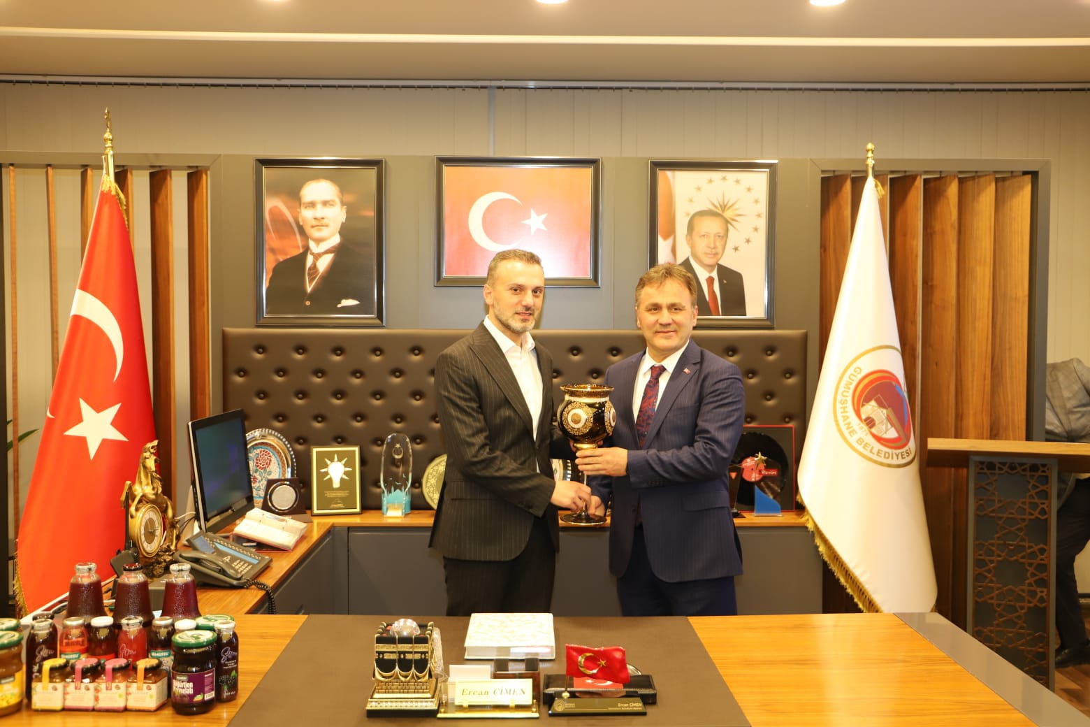 AK Parti Genel Başkan Yardımcısı Kandemir Gümüşhane’de  9