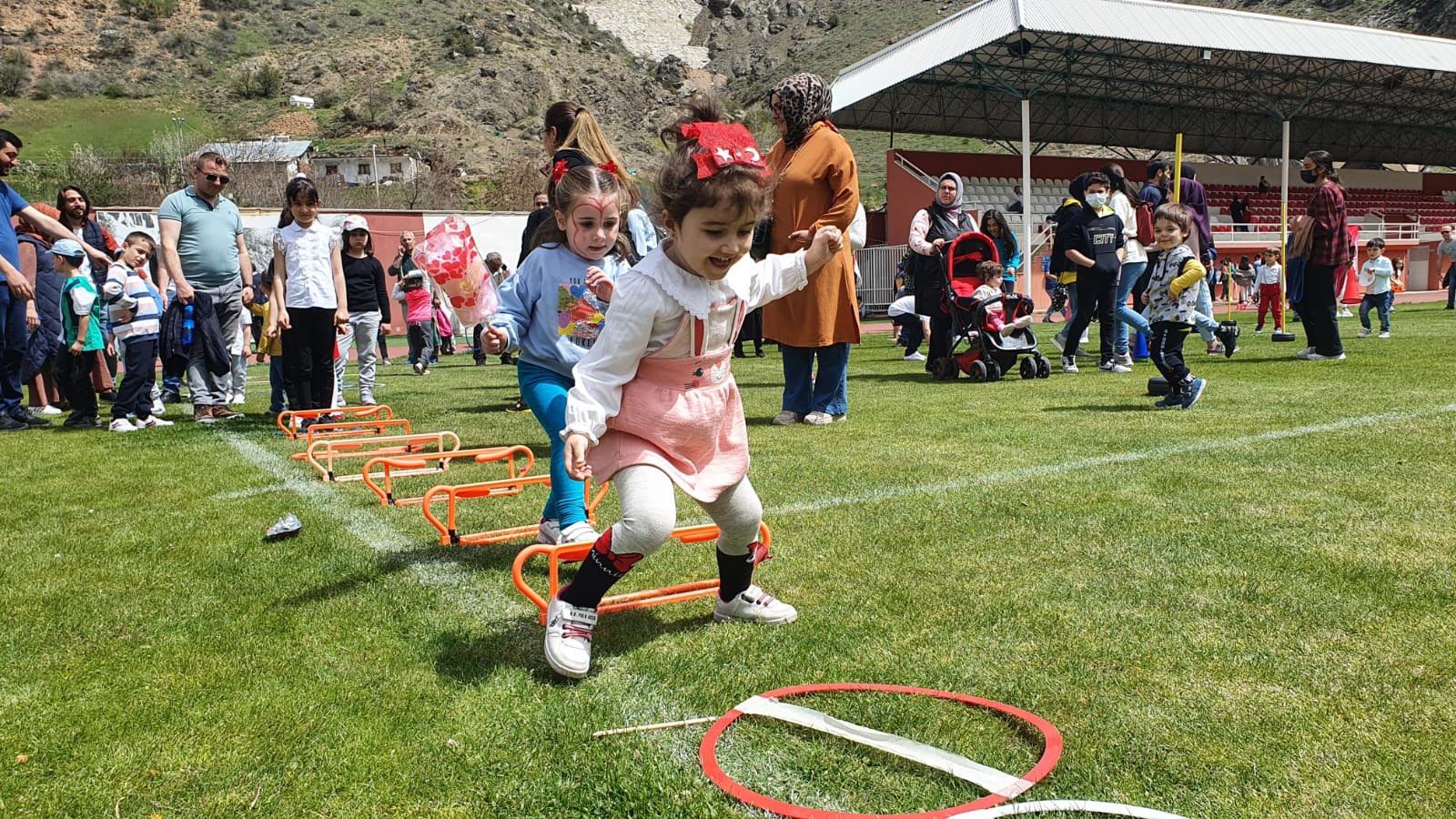 Stadyum 23 Nisan’da doldu taştı 20