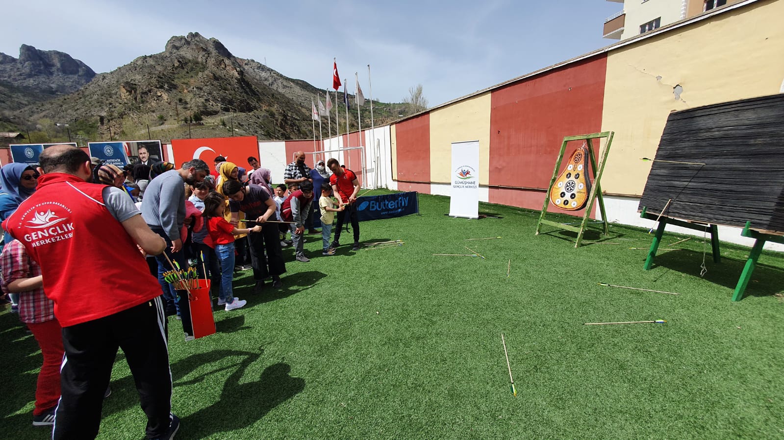 Stadyum 23 Nisan’da doldu taştı 9