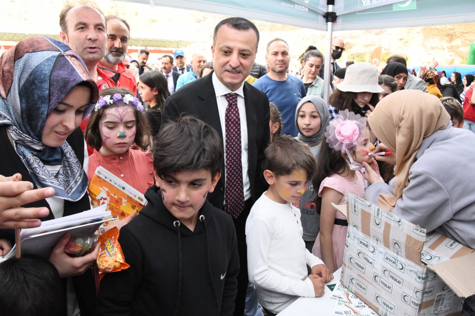 Stadyum 23 Nisan’da doldu taştı 13