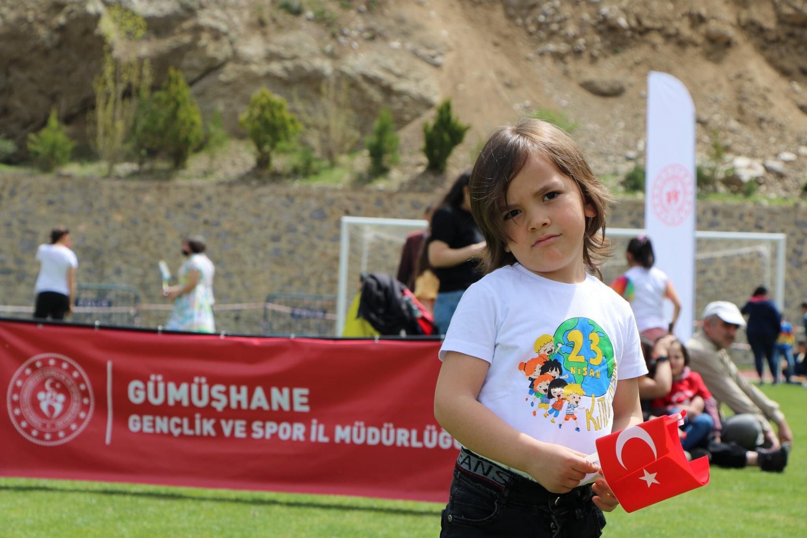 Stadyum 23 Nisan’da doldu taştı 7