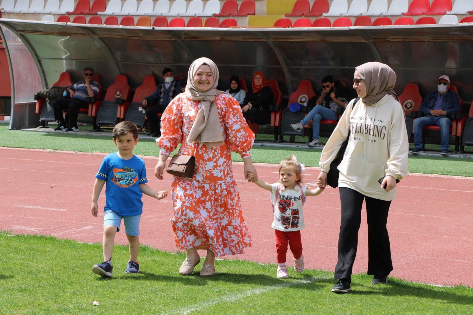 Stadyum 23 Nisan’da doldu taştı 19