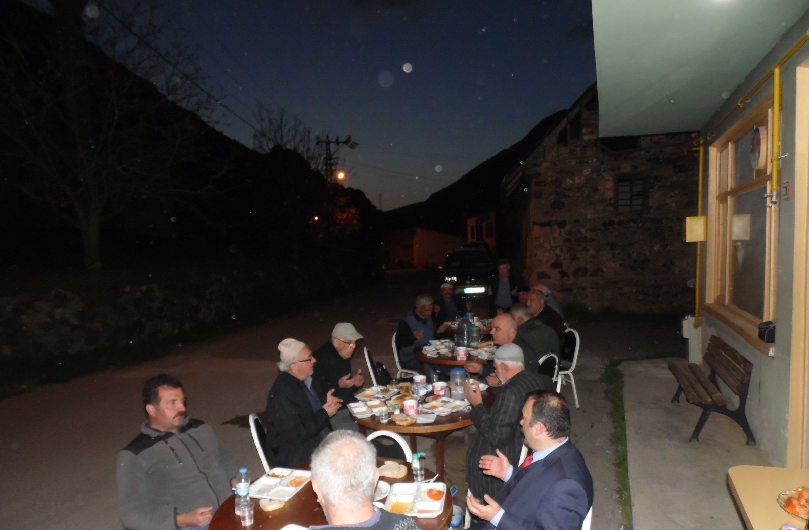 Nuri Dayı Derneğinden iftar programı 3