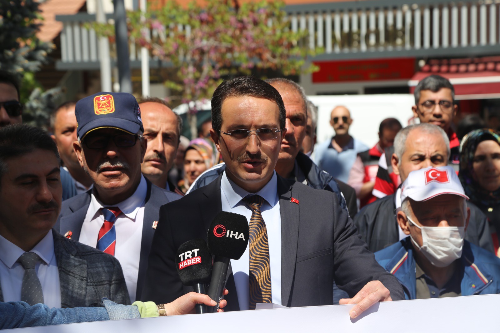 Gümüşhane’de "Biz Büyük Bir Aileyiz" yürüyüşü 8