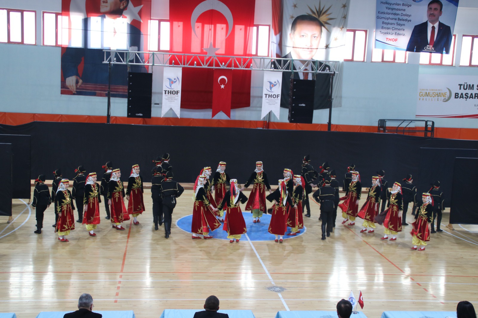 Halk oyunları grup yarışmaları Gümüşhane’de yapıldı 5