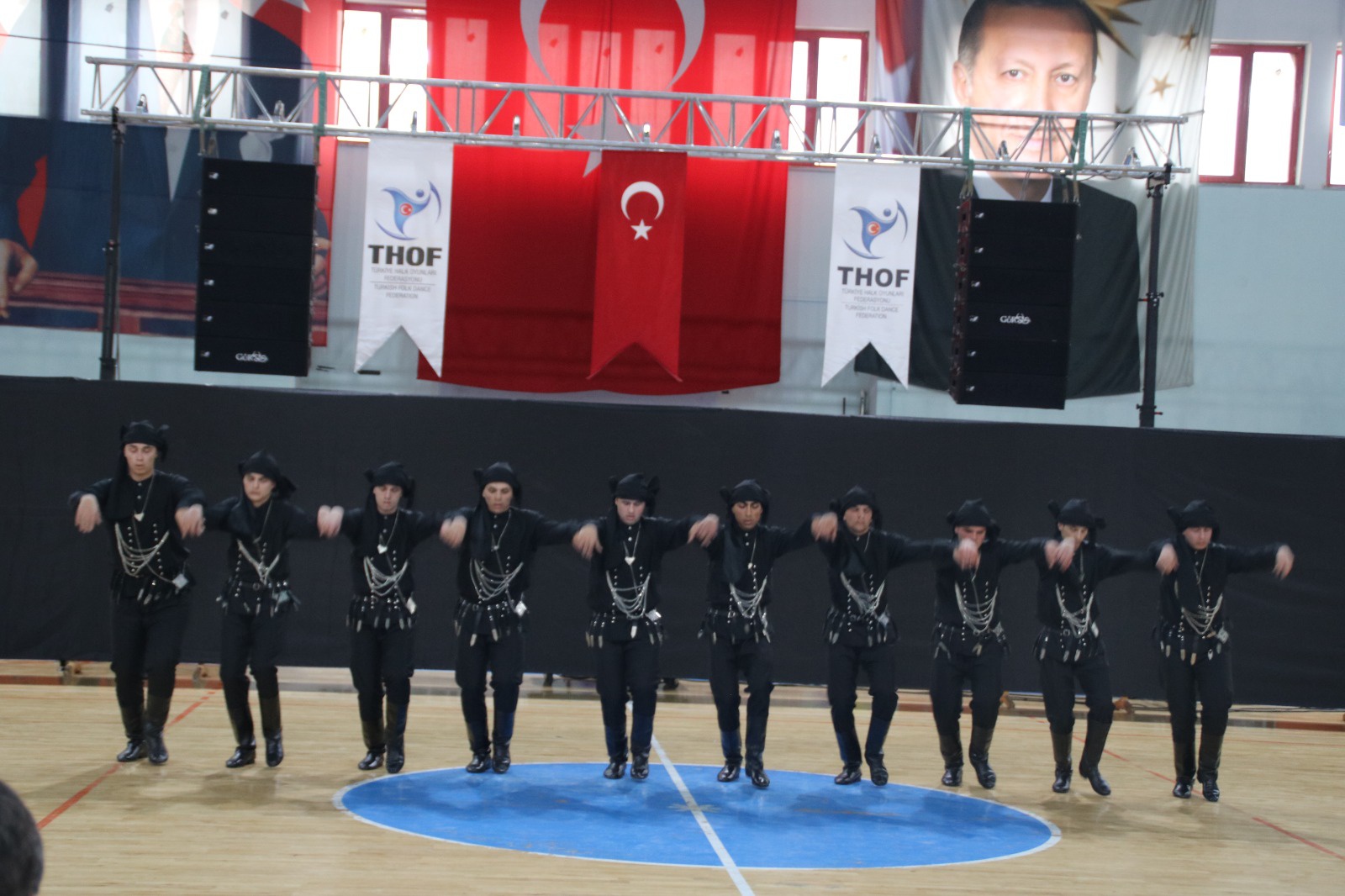 Halk oyunları grup yarışmaları Gümüşhane’de yapıldı 17