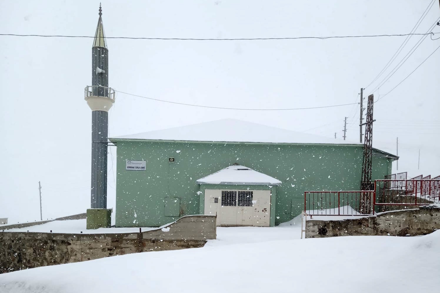 Gümüşhane'nin yüksekleri 19 Mayıs'ta beyaza büründü 9