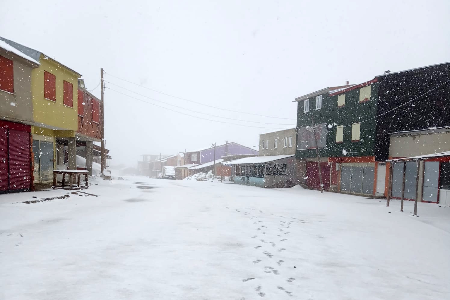 Gümüşhane'nin yüksekleri 19 Mayıs'ta beyaza büründü 3