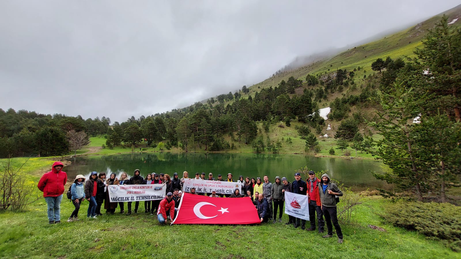Bağımsızlık ve gençlik yürüyüşü yapıldı 1