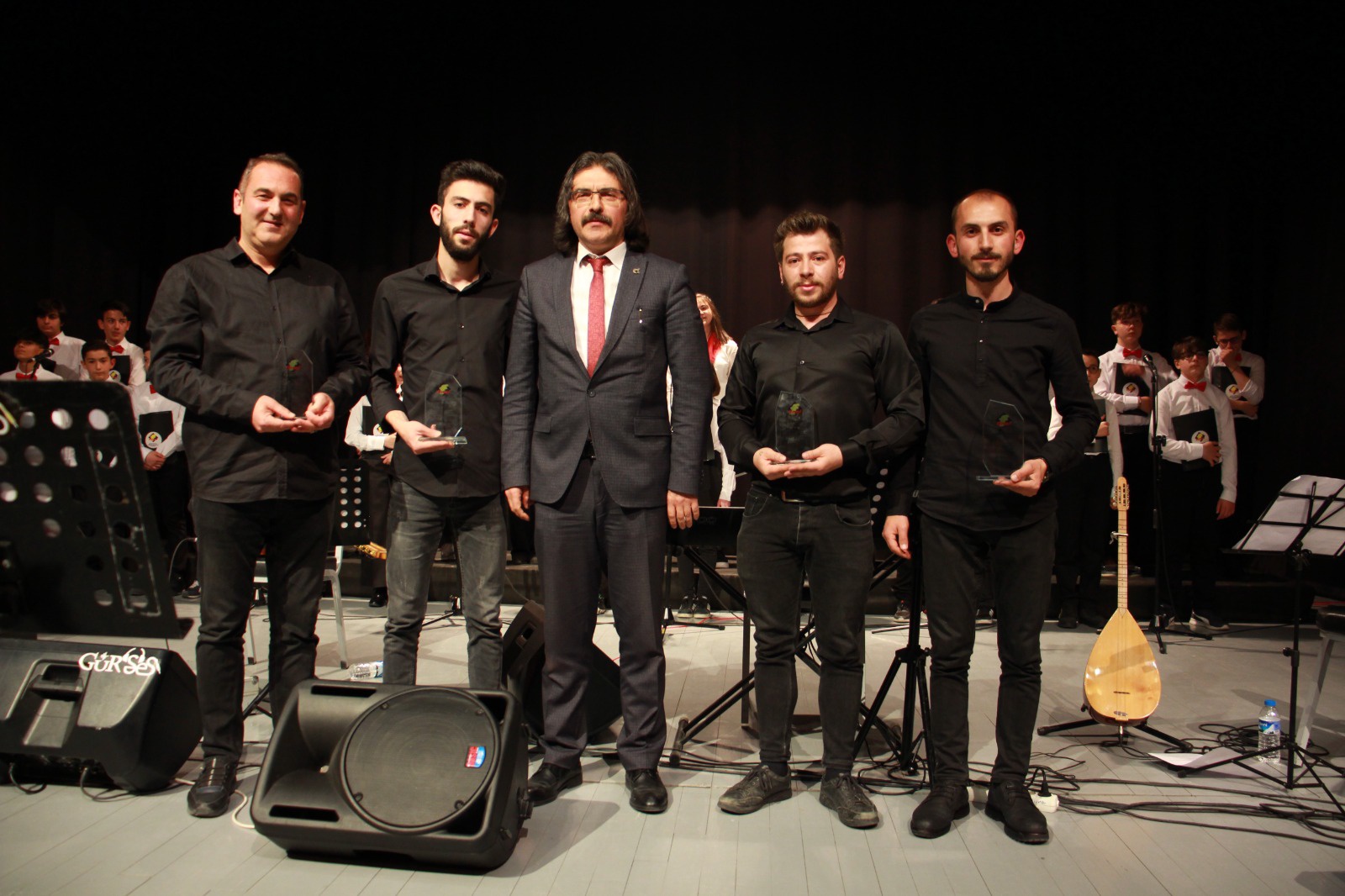 Final Okulları türkülerle coşturdu 5