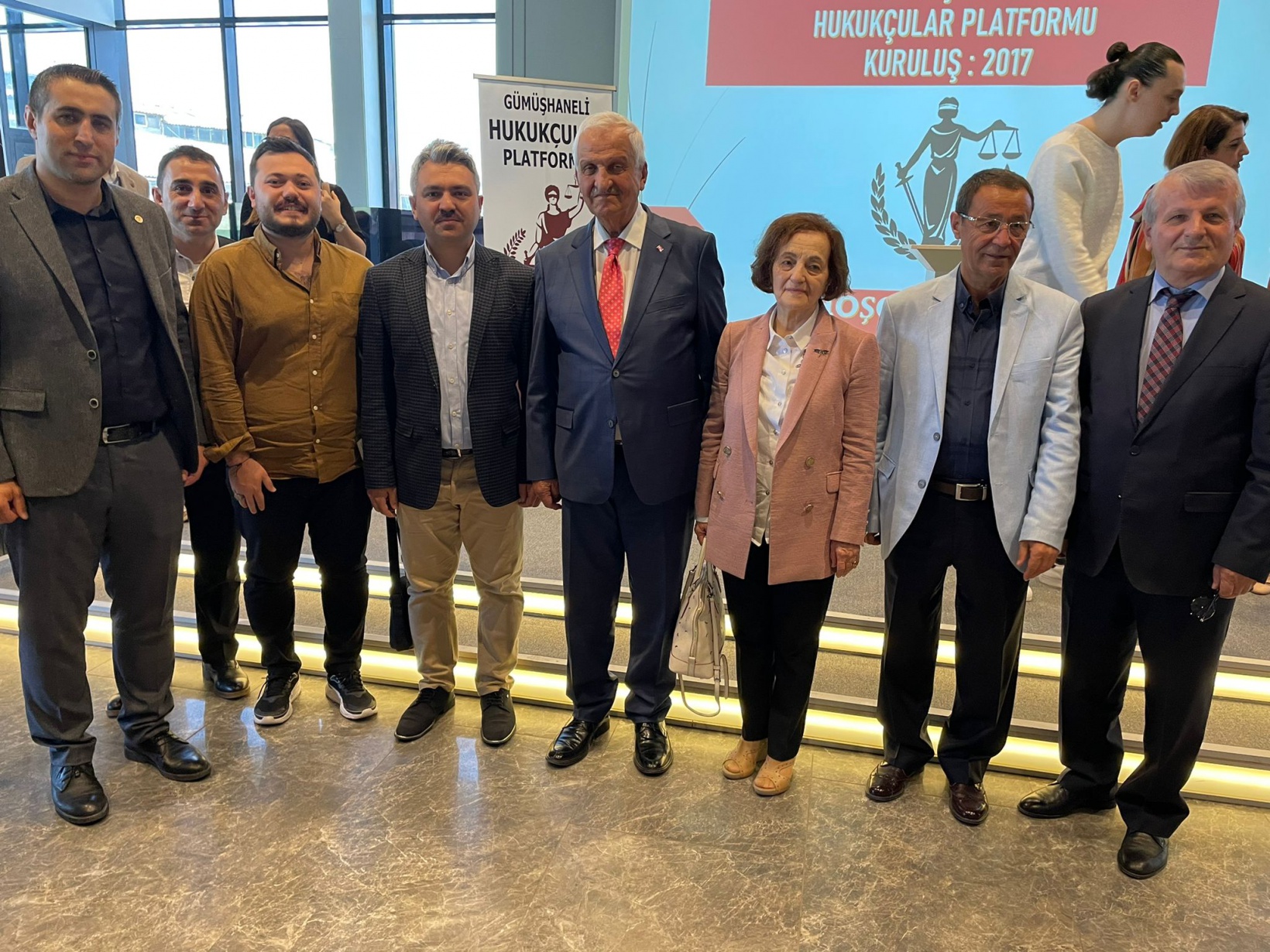 Gümüşhaneli Hukukçulardan ‘Oltan Abi’ye vefa dedi 30