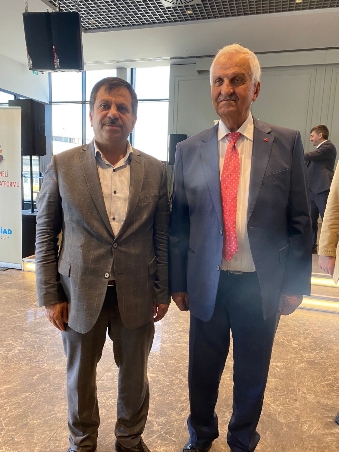 Gümüşhaneli Hukukçulardan ‘Oltan Abi’ye vefa dedi 67