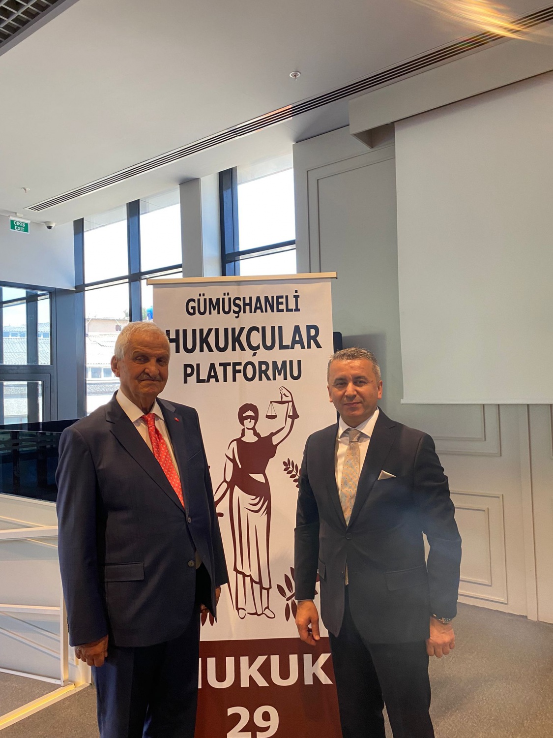 Gümüşhaneli Hukukçulardan ‘Oltan Abi’ye vefa dedi 39