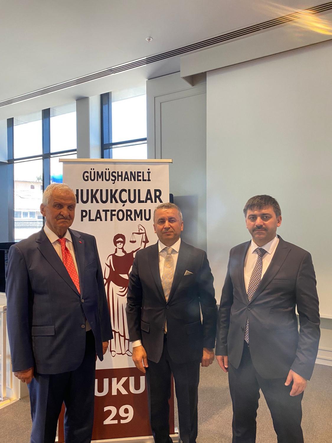 Gümüşhaneli Hukukçulardan ‘Oltan Abi’ye vefa dedi 34