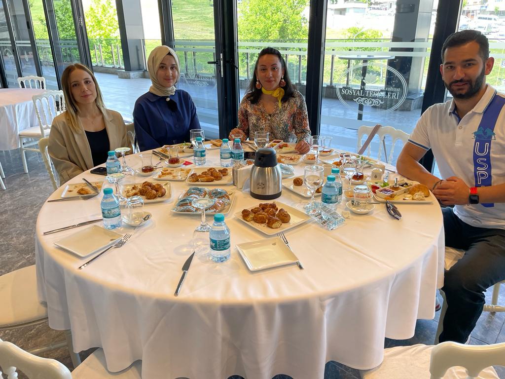 Gümüşhaneli Hukukçulardan ‘Oltan Abi’ye vefa dedi 11