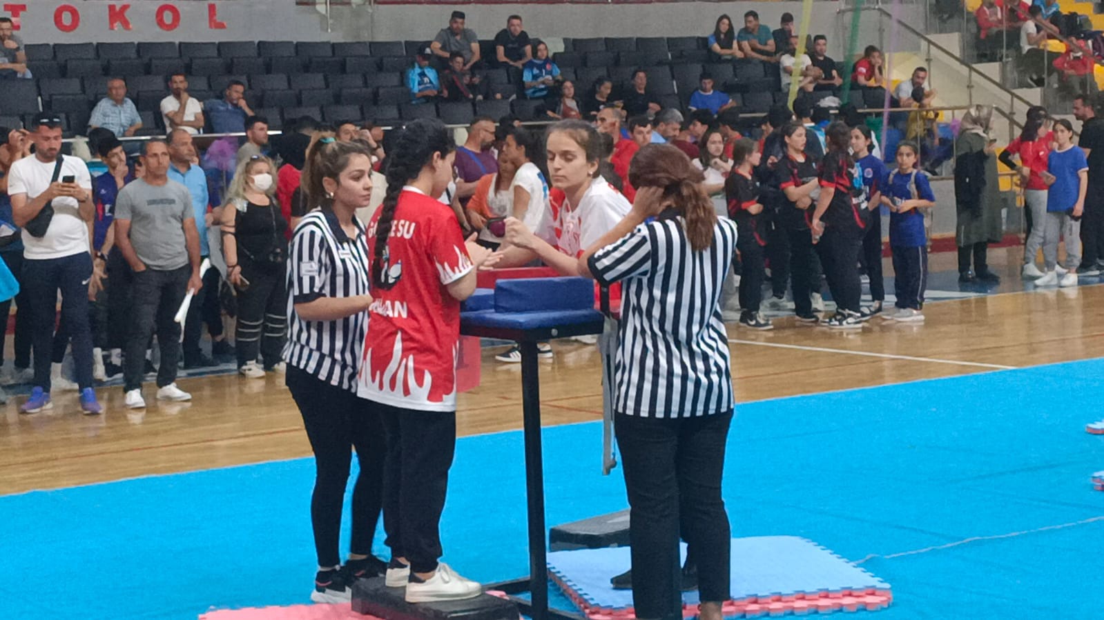 Adıyaman’dan 10 madalya ile döndüler 9