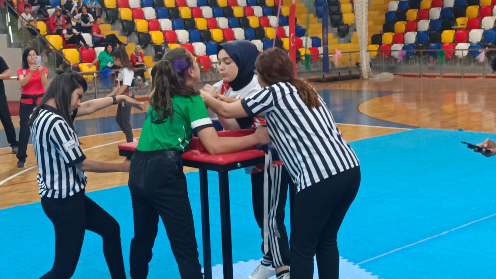 Adıyaman’dan 10 madalya ile döndüler 8