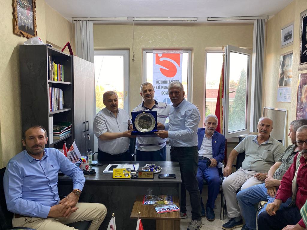 Başkanlar Eskişehirdeki Gümüşhaneliler Derneğini ziyaret etti 2