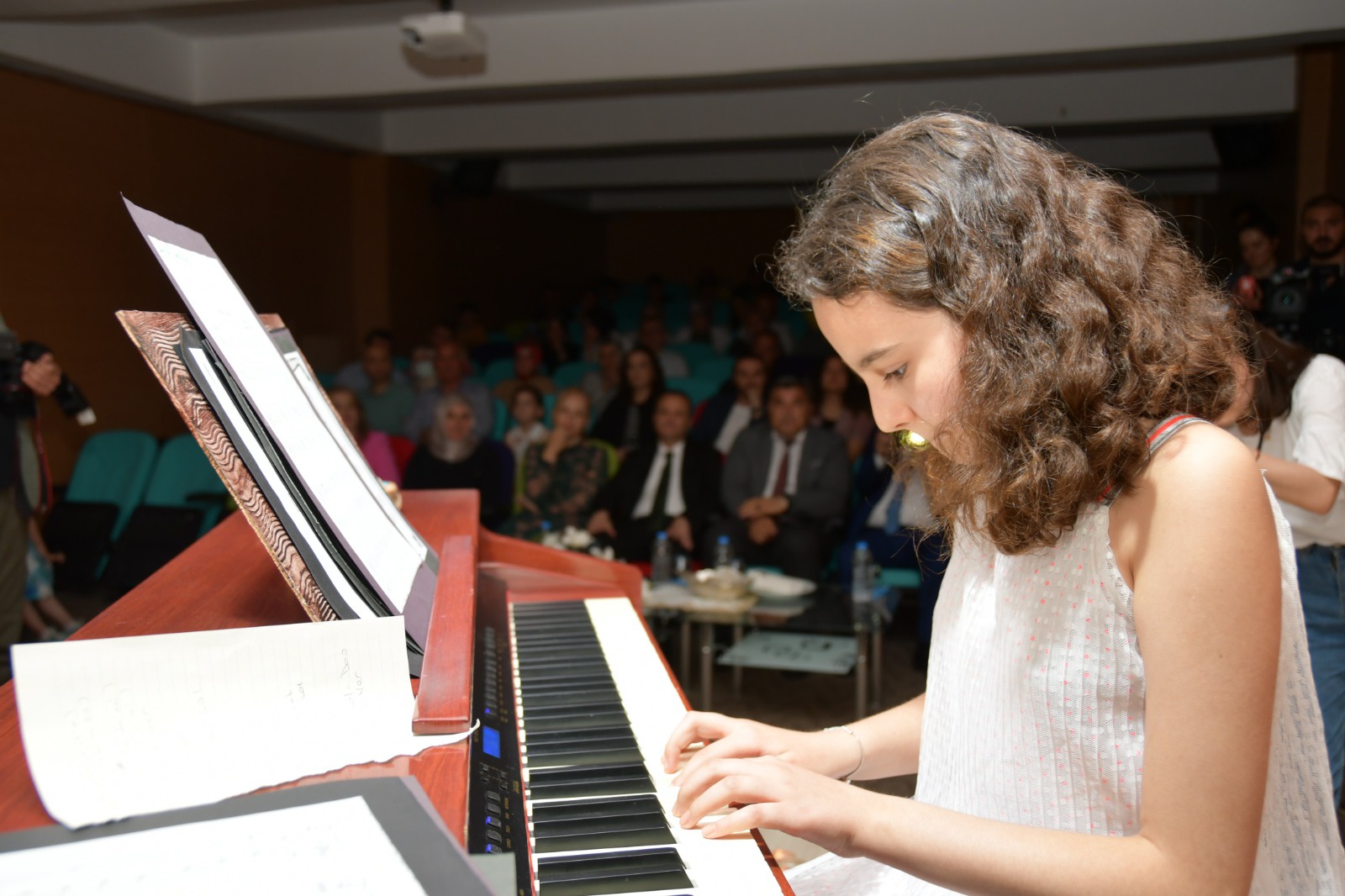 Özel Bahçeşehir Kolejinden “Yılsonu resitali” 14