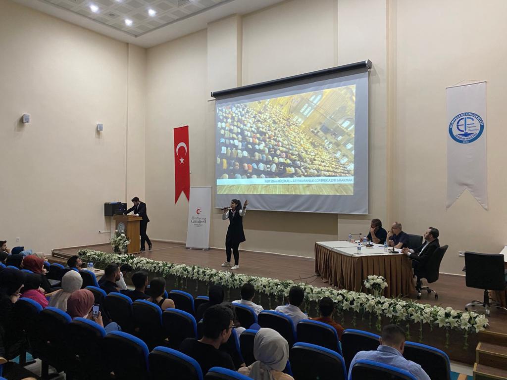 İlim Yayma Cemiyetinden şiir okuma yarışması 7