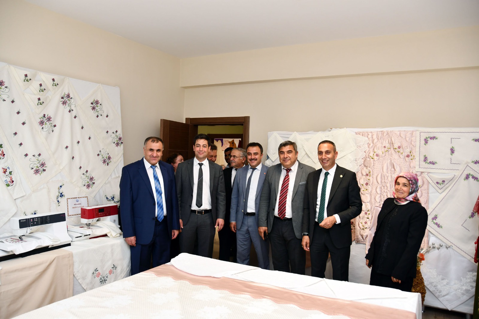 Şiran’da el emeği göz nuru eserler sergilendi 11