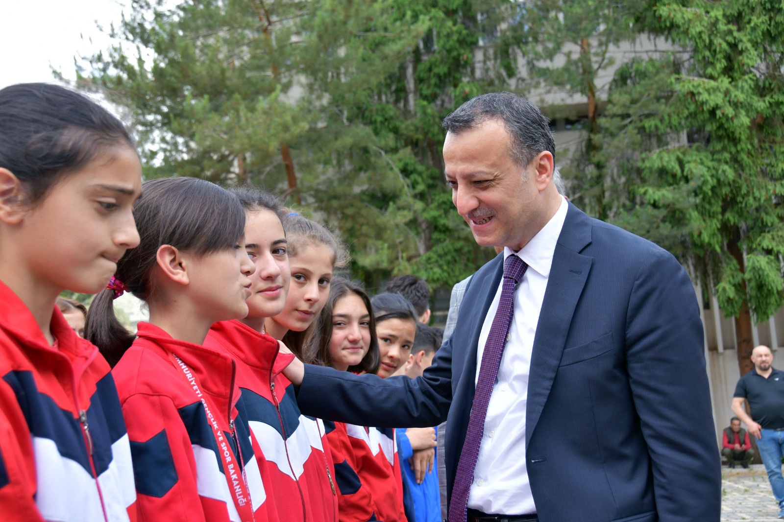 Gümüşhane’de şampiyon öğrenciler ödüllendirildi 17