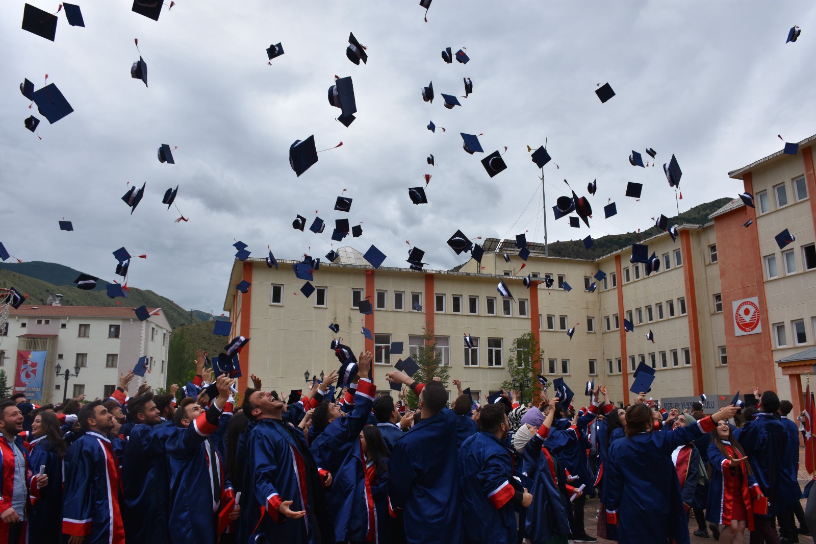 Gümüşhane MYO’da mezuniyet coşkusu 1