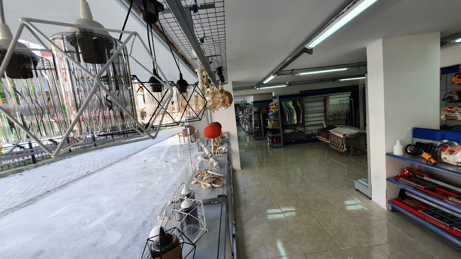 Gümüşhane’nin en büyük yapı marketi açılıyor 3