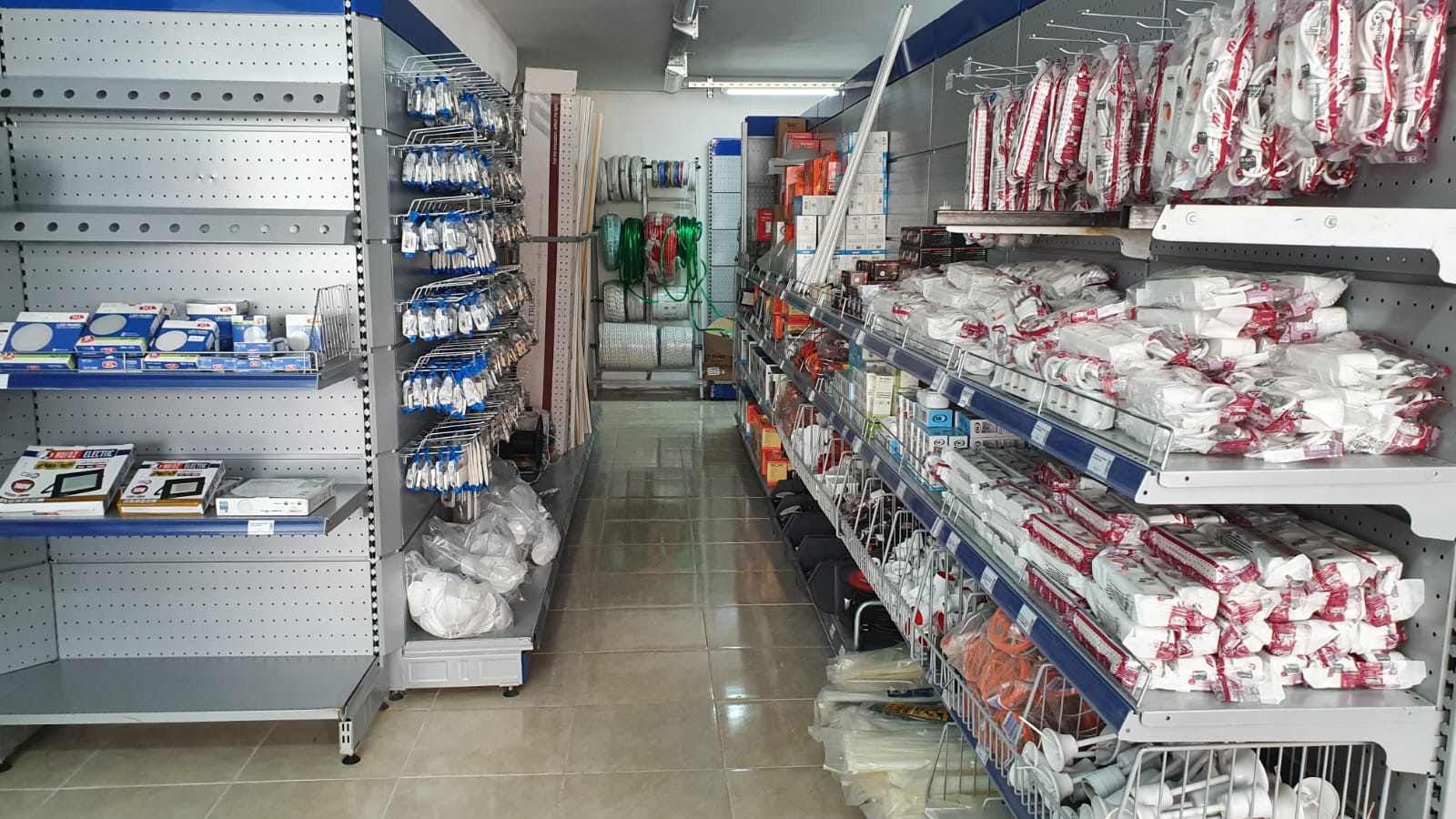 Gümüşhane’nin en büyük yapı marketi açılıyor 8